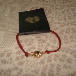 Brandy Melville Gold skull bracelet